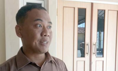 Ari Murfianto, Sekretaris Badan Kepegawaian dan Pemberdayaan Sumber Daya Aparatur (BKPSDA) Bangkalan saat diwawancarai
