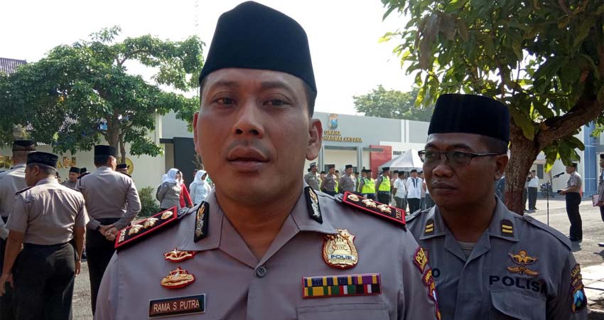 Kapolres Bangkalan AKBP Rama Samtama Putra