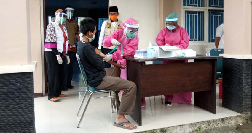 Suasana Rapid Tes massal